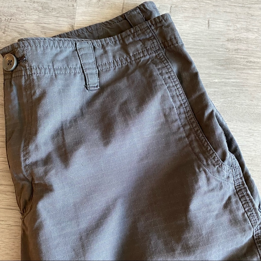 Men’s Quiksilver Shorts - Picture 2 of 13